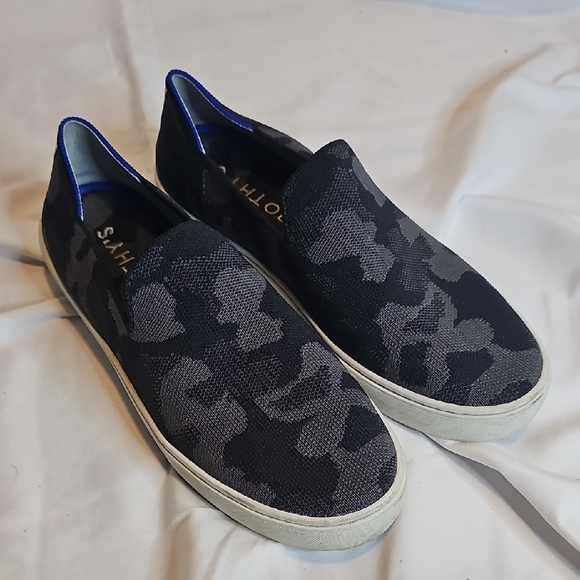 Rothy's Sneakers Original Black and Gray Slip-On Shoes Camo Size 8.5 - Picture 1 of 10